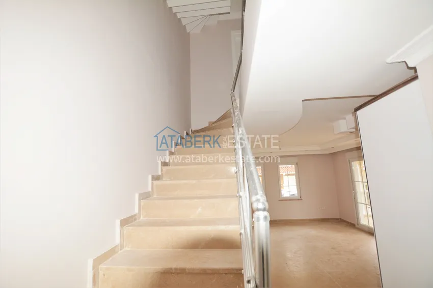 Приобрести Вилла в Авсалларе трехэтажный таунхаус на два хозяина с частным садиком  20 