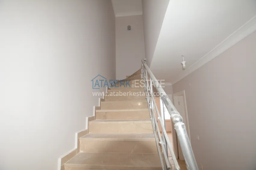 Приобрести Вилла в Авсалларе трехэтажный таунхаус на два хозяина с частным садиком  23 