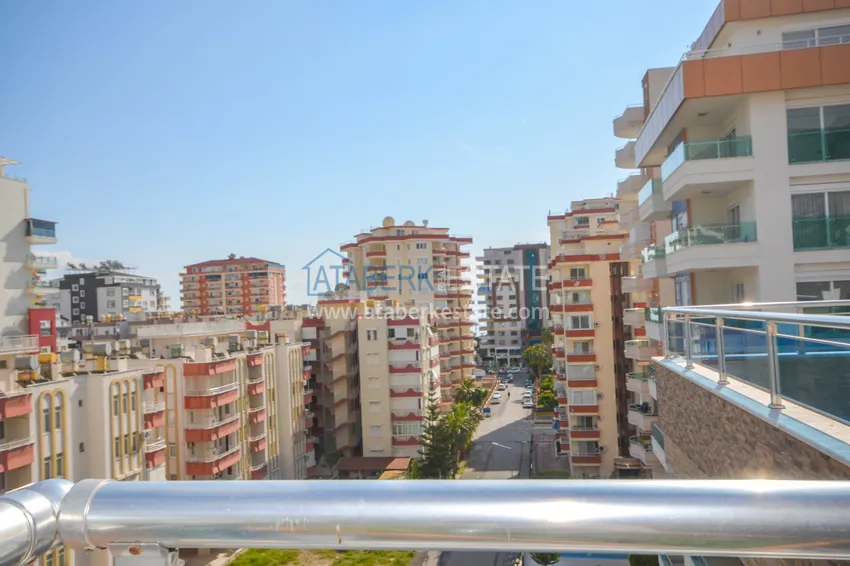 Приобрести Пентхаус в Махмутларе – двухуровневый в самом центре района 28 