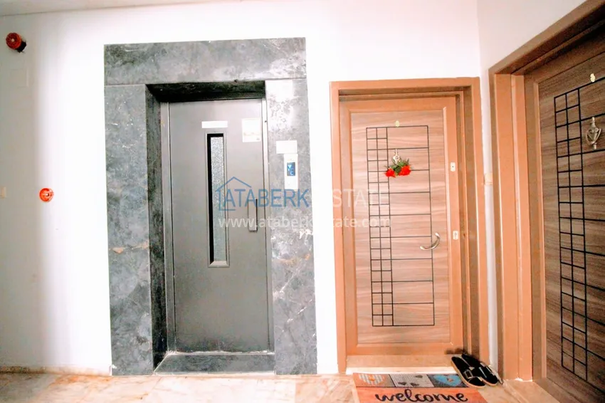 Квартира в Махмутларе в жилом комплексе на центральной улице  4 