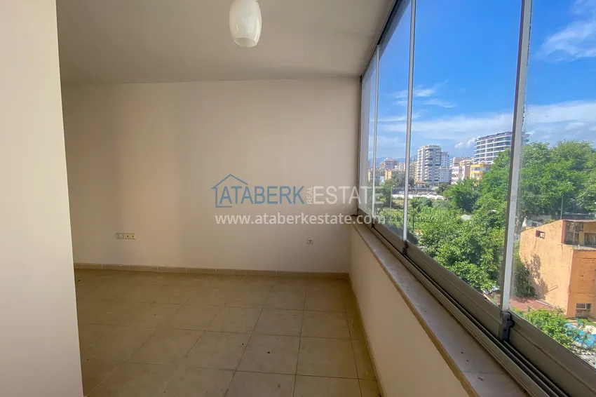 Приобрести Квартира в Махмутларе в жилом комплексе на центральной улице  3 