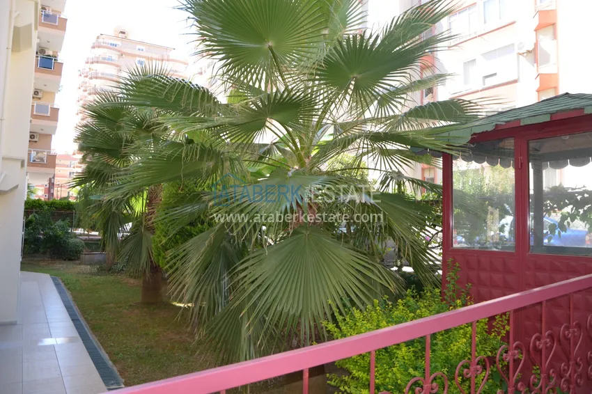 Квартира в Махмутларе двухкомнатная с мебелью, в жилом комплексе 4 