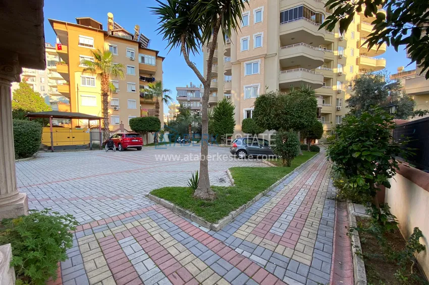 Квартира в центре Алании с мебелью, отдельной кухней и застекленными балконами 4 