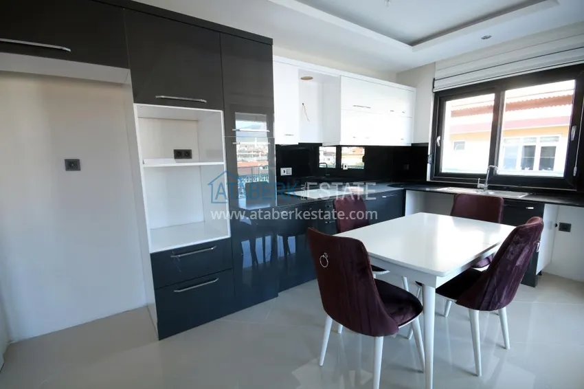 Приобрести Двухуровневые квартиры в центре района Оба в малоэтажно комплексе  5 