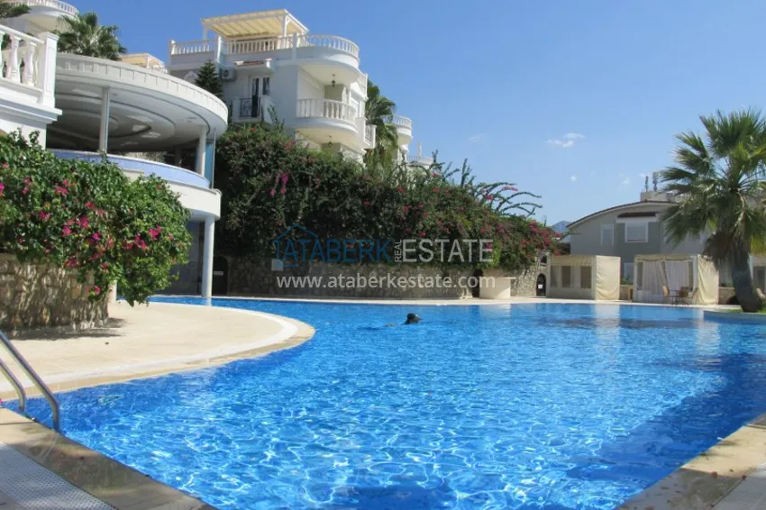 Престижная трехэтажная вилла в Конаклы 6 