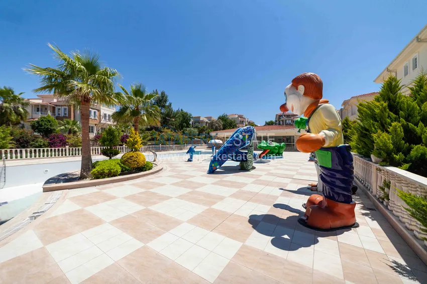 Вилла в Авсалларе трехэтажный таунхаус на два хозяина с частным садиком  7 