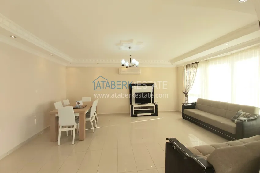 Приобрести Квартира в Махмутларе с мебелью, видом на море и горы, на центральной улице 8 