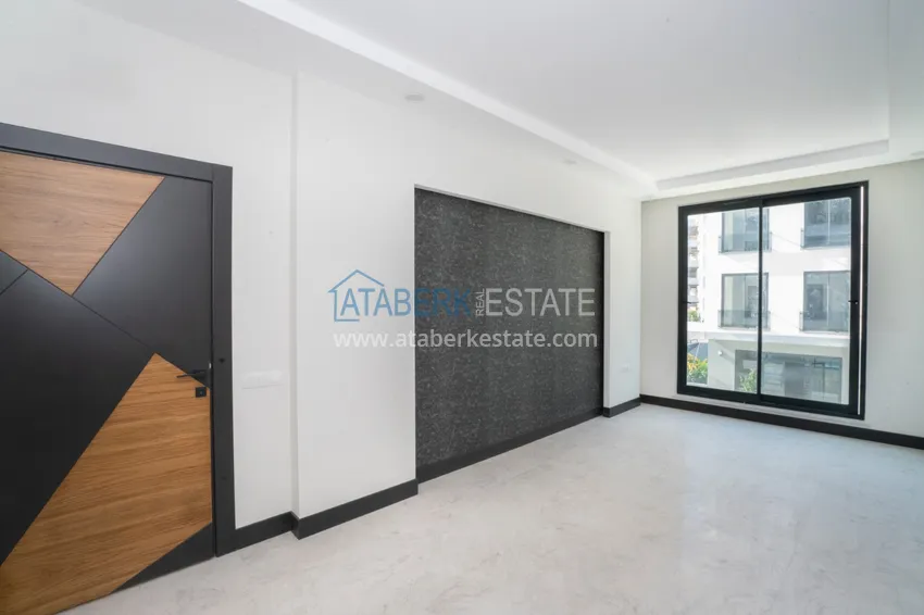 Приобрести Современный бизнес-центр в активном деловом районе города – Оба  8 