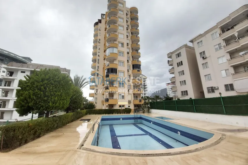 Квартира с мебелью в жилом комплексе в Махмутларе 8 