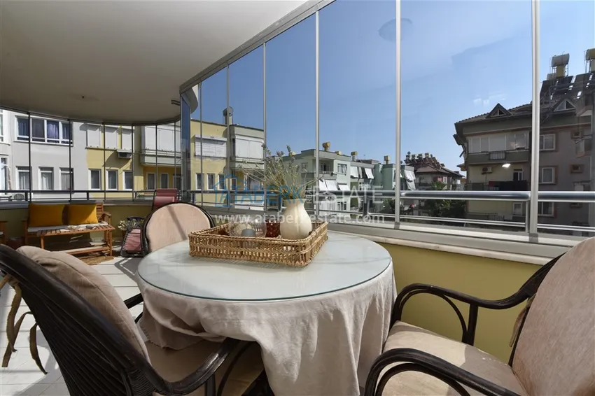 Приобрести Квартира в центре Алании с мебелью, отдельной кухней и застекленными балконами 11 