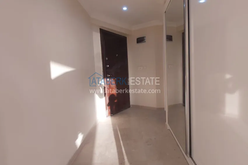 Приобрести Квартира в районе Демирташ с видом на море в жилом комплексе  2 