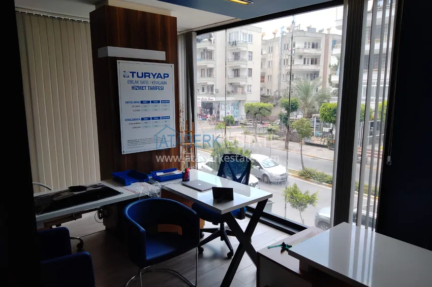 Приобрести Офисное помещение в центральной части Алании, район пляжа Кейкубат 10 
