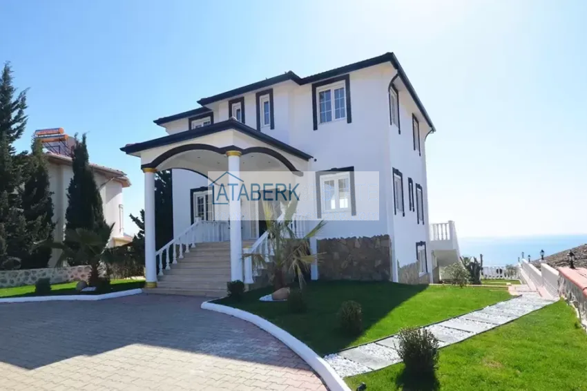 Особняк на берегу моря в Газипаше  15 