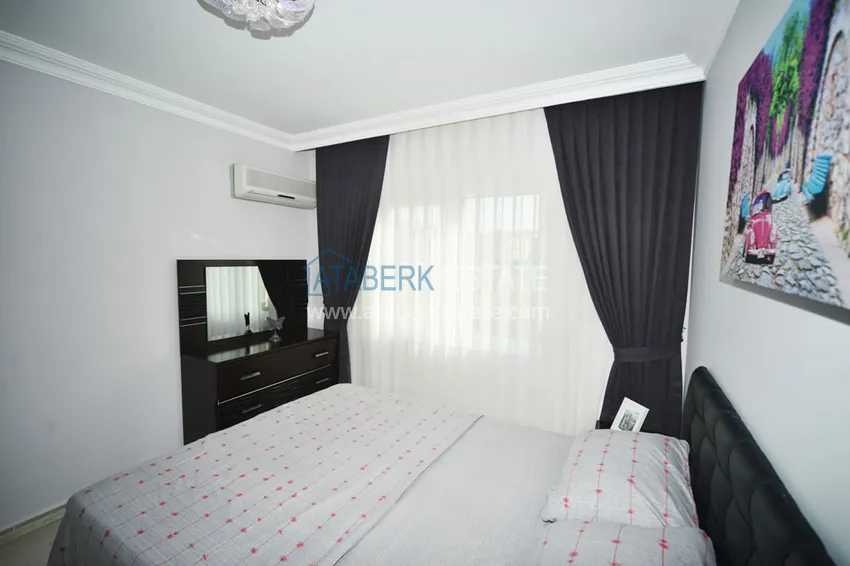 Приобрести Квартиры и пентхаусы в районе Оба в современном жилом комплексе 12 