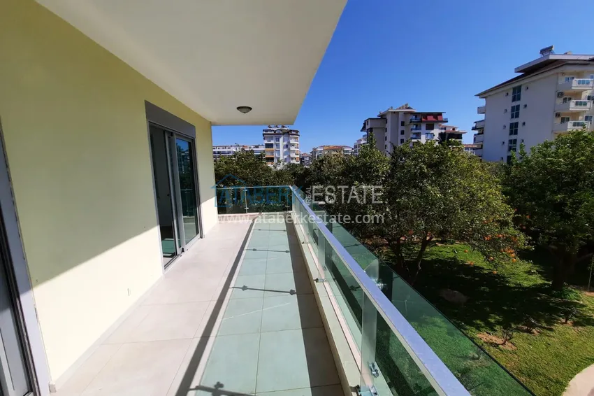 Приобрести Садовый дуплекс в Кестеле в жилом комплексе рядом с морем 13 