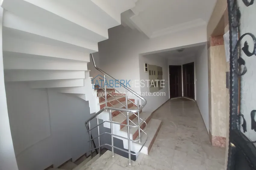 Квартира в районе Демирташ с видом на море в жилом комплексе  13 