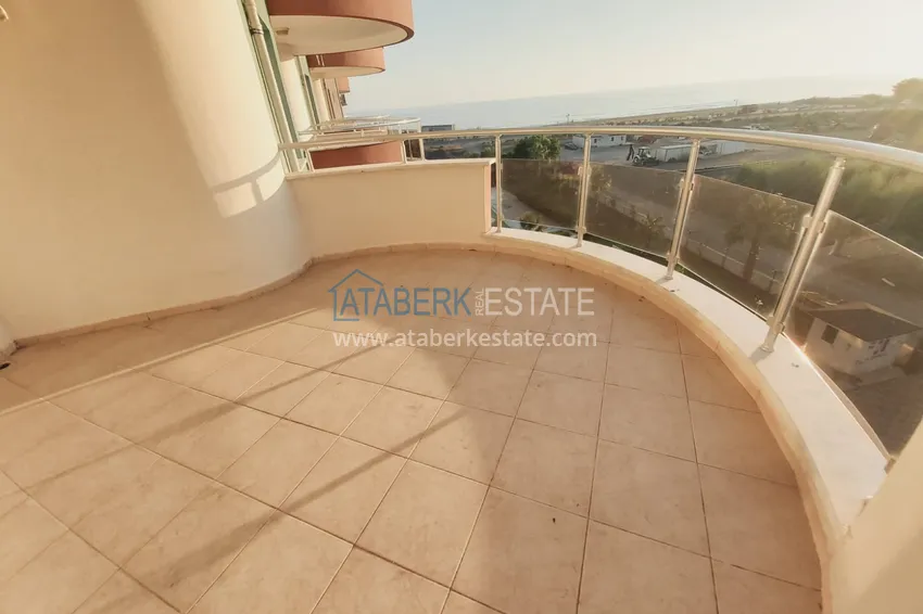 Приобрести Квартира в районе Демирташ с видом на море в жилом комплексе  13 