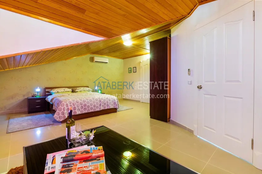 Приобрести Квартиры и пентхаусы в районе Оба в современном жилом комплексе 44 