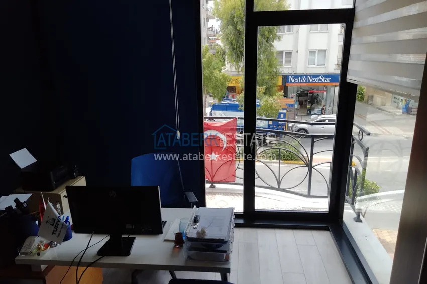 Приобрести Офисное помещение в центральной части Алании, район пляжа Кейкубат 15 