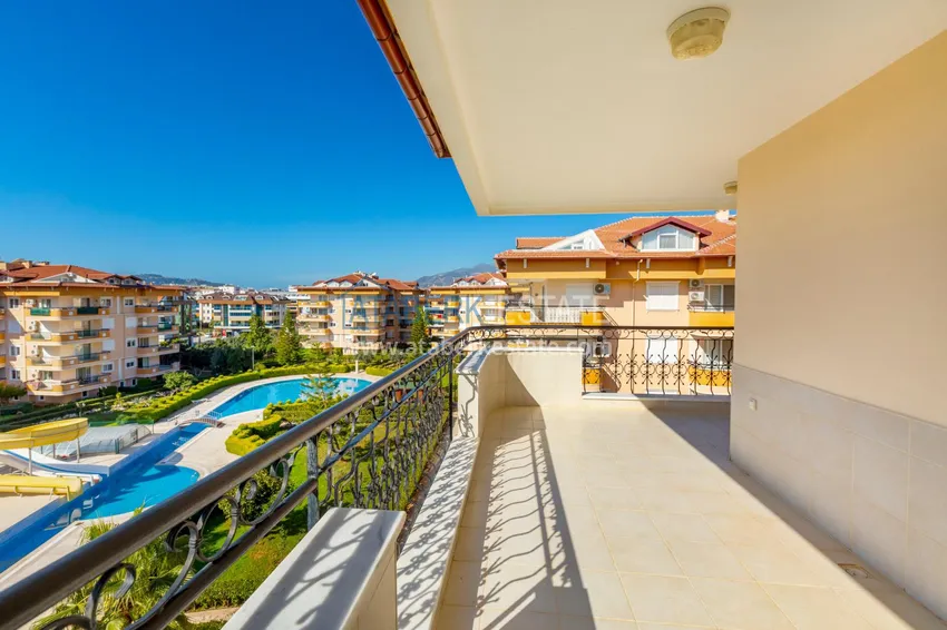 Приобрести Квартиры и пентхаусы в районе Оба в современном жилом комплексе 47 