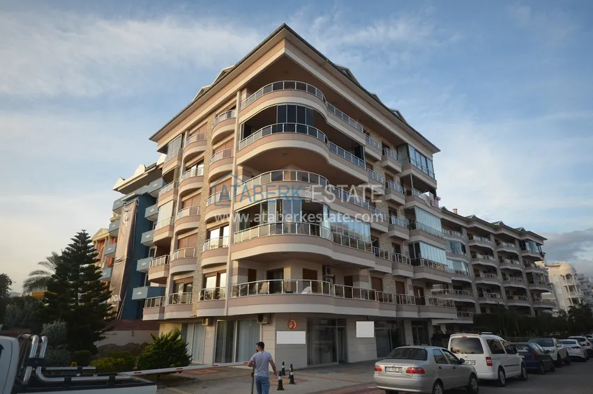 Квартира в Оба двухкомнатная с мебелью в жилом комплексе рядом с морем 1 