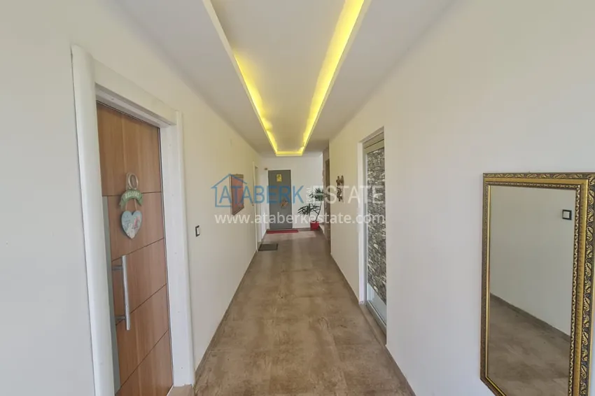 Приобрести Квартира в районе Кестель с видом на море и горы 1 