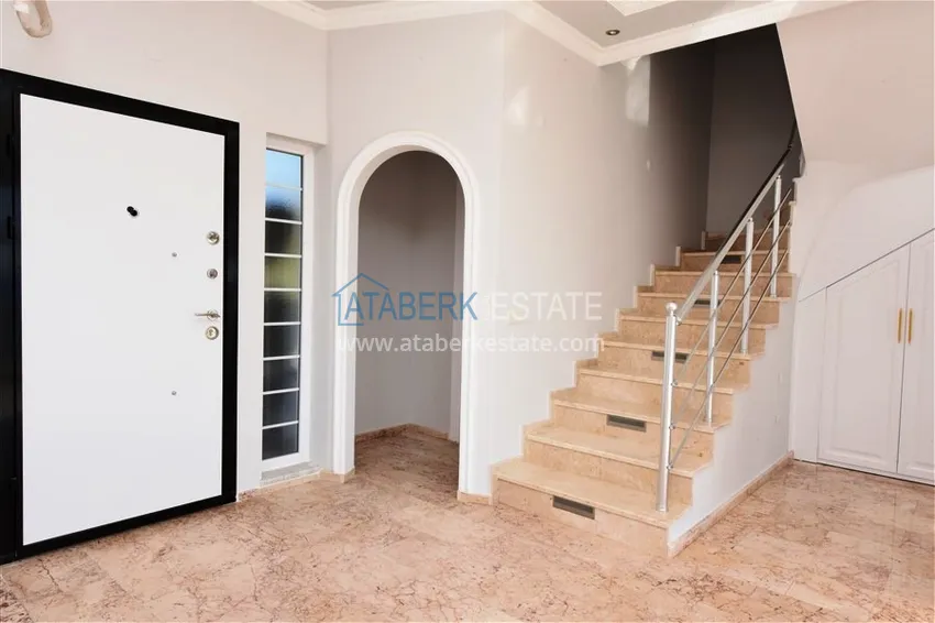 Приобрести Особняк на берегу моря в Газипаше  1 