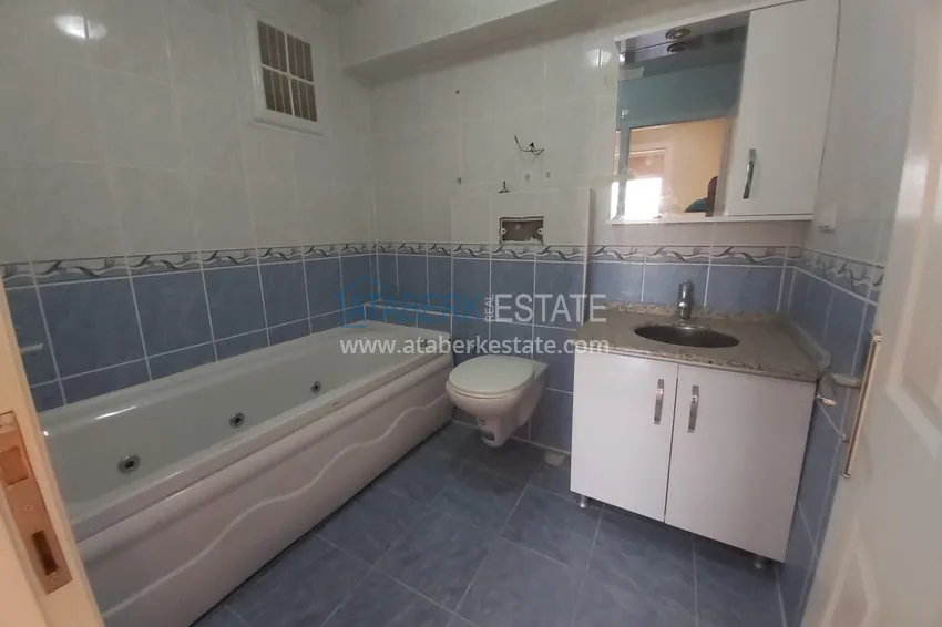 Приобрести Квартира в районе Демирташ с видом на море в жилом комплексе  24 