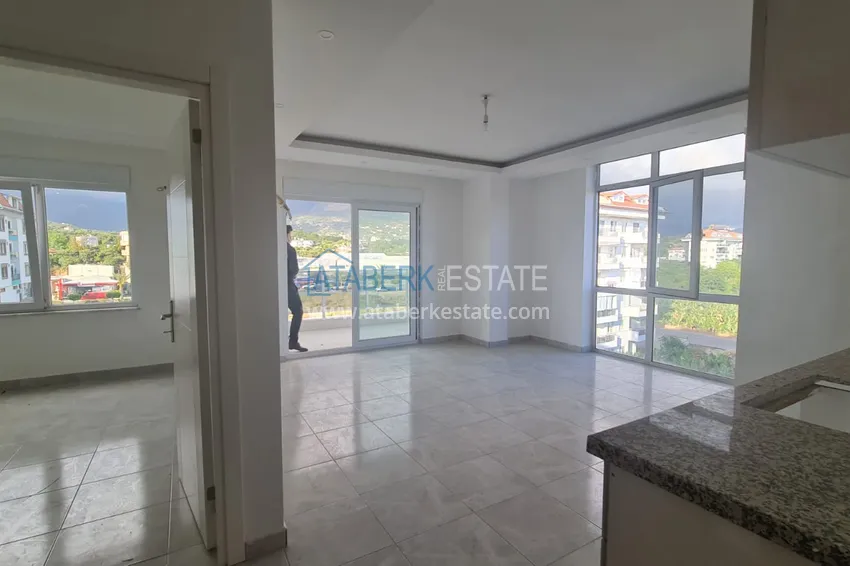 Приобрести Квартира в районе Кестель с видом на море и горы 2 