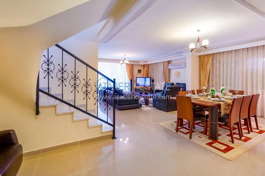 Приобрести Квартиры и пентхаусы в районе Оба в современном жилом комплексе 24 