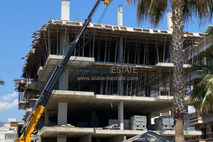 Новый инвестиционный проект в районе Оба на первой береговой линии 25