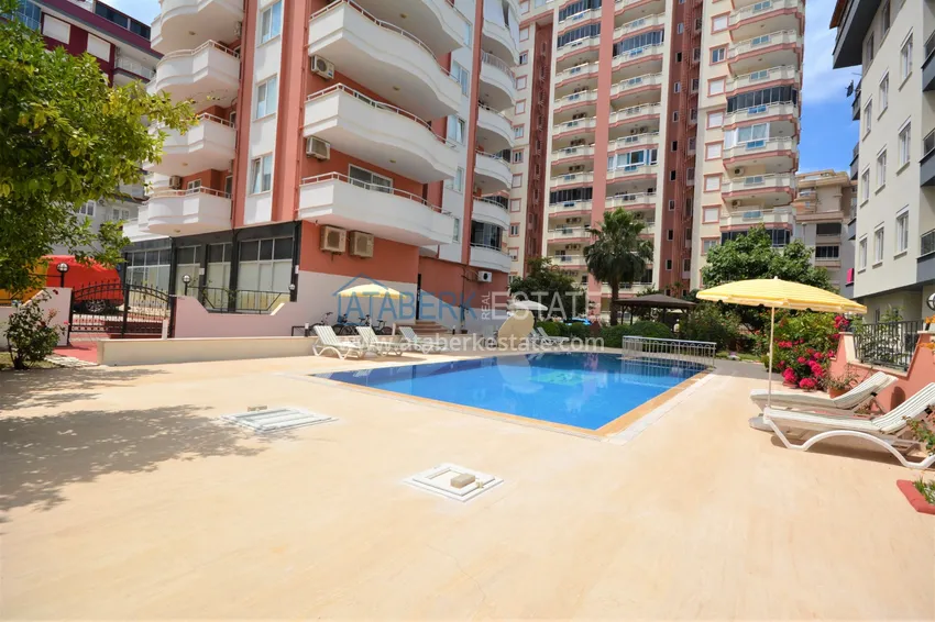 Квартира в Махмутларе с мебелью и застеклённым балконом  3 