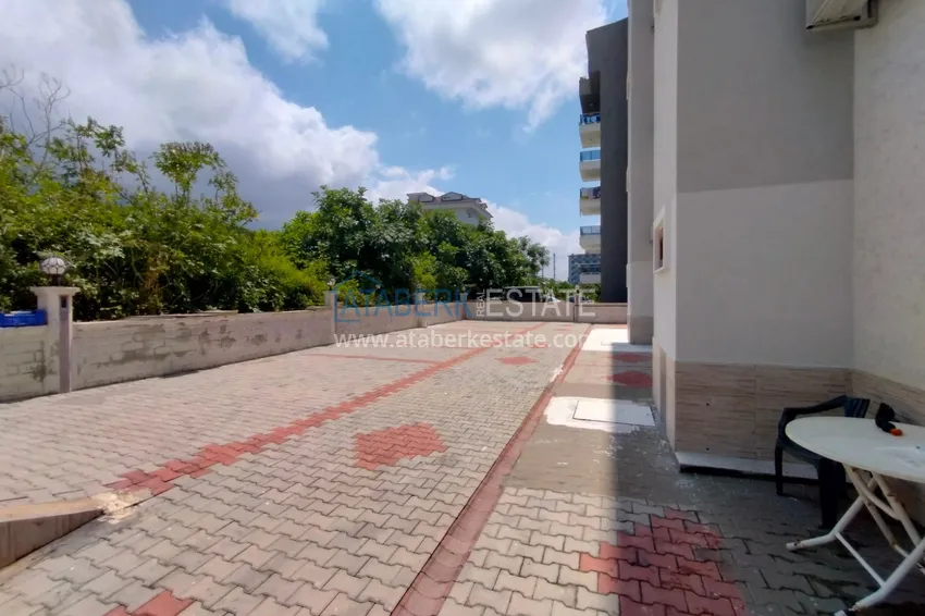 Квартира в районе Кестель двухкомнатная с видом на море  4 