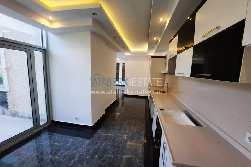 Приобрести Садовый дуплекс в Кестеле в жилом комплексе рядом с морем 5 