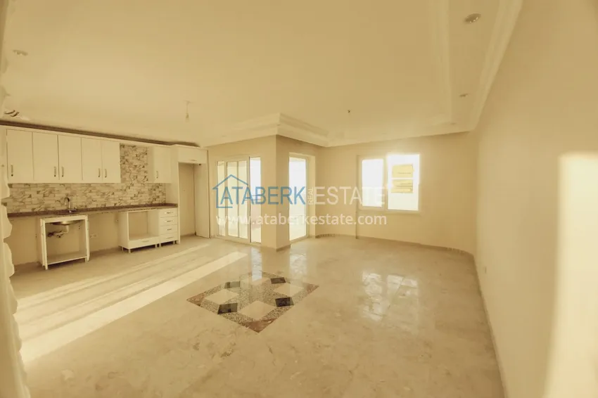 Приобрести Квартира в районе Демирташ с видом на море в жилом комплексе  7 