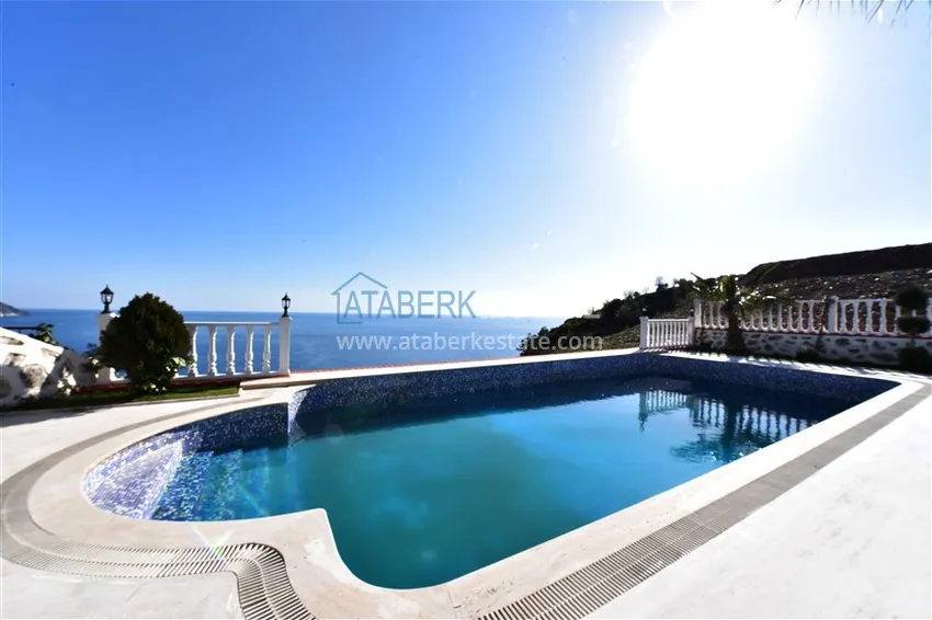 Особняк на берегу моря в Газипаше  12 