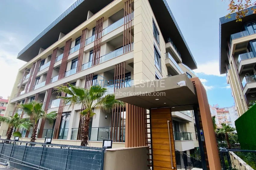 Сдается в аренду двухкомнатная квартира в центре Алании А10 3