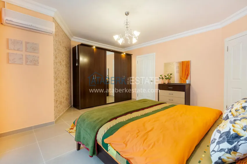 Приобрести Квартиры и пентхаусы в районе Оба в современном жилом комплексе 32 