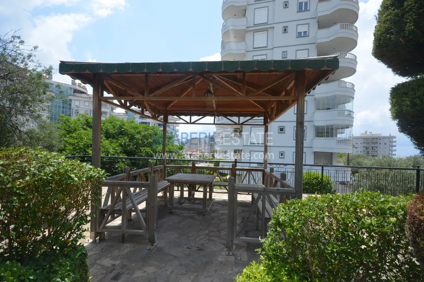Двухуровневый пентхаус в районе Тосмур в комфортабельном комплексе 11 