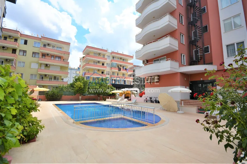 Квартира в Махмутларе с мебелью и застеклённым балконом  1 