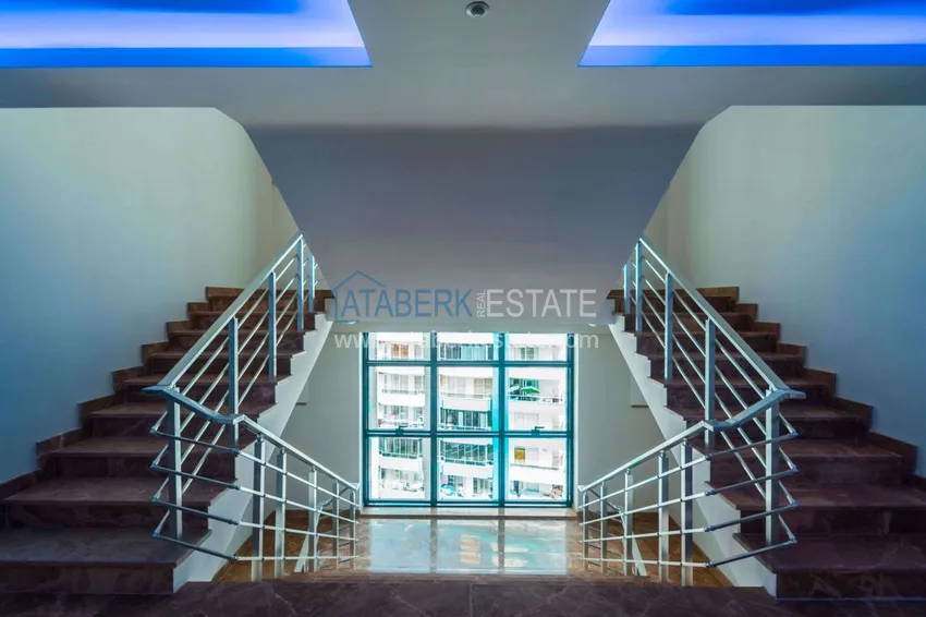 Квартира в Махмутларе с новой мебелью, застекленным балконом 14 