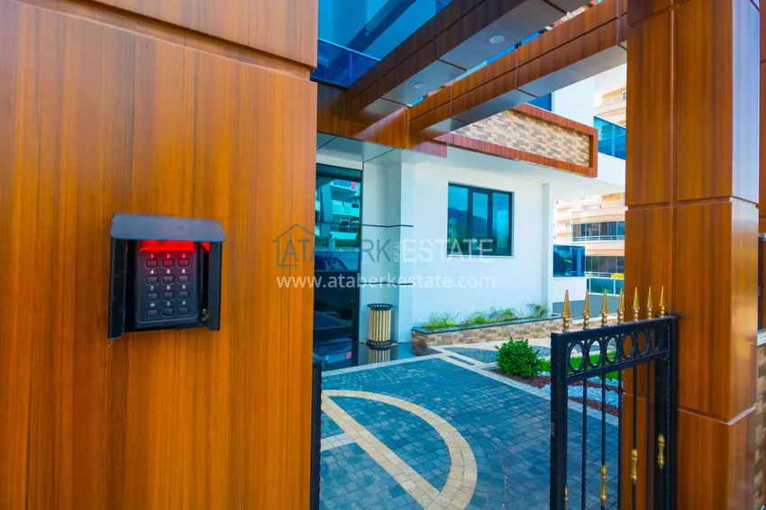 Квартира в Махмутларе с новой мебелью, застекленным балконом 7 