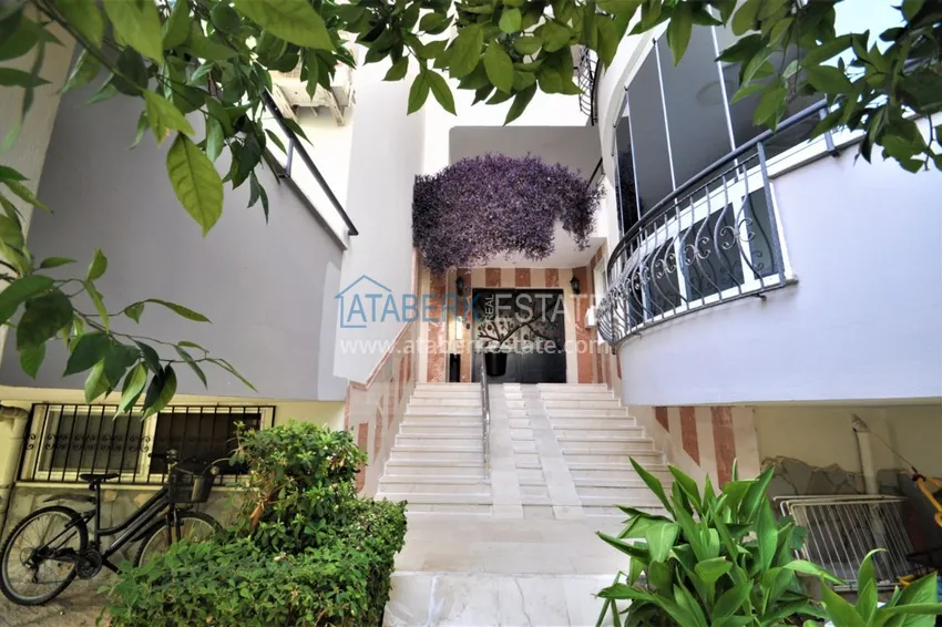 Квартира в районе Оба – 2 спальни, мебель, уютный комплекс 9 