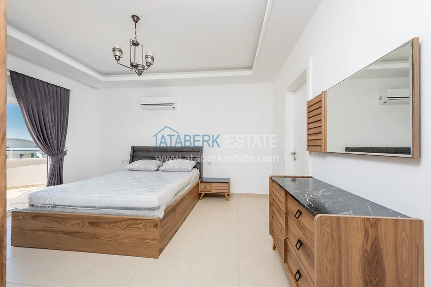 Приобрести Пентхаус в Авсалларе меблированный с видом на море в элитном комплексе  12 