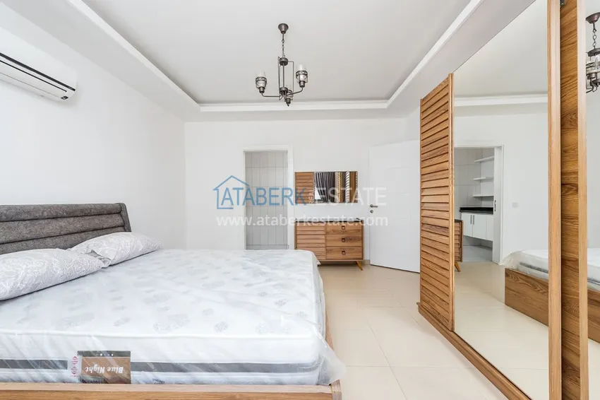 Приобрести Пентхаус в Авсалларе меблированный с видом на море в элитном комплексе  13 