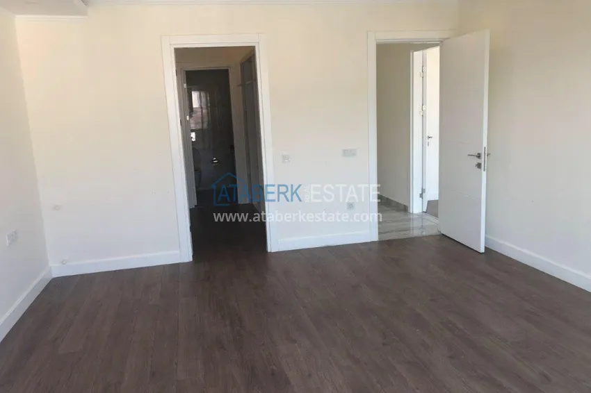 Приобрести Пентхаус в центре Алании с открытым видом на море в молодой резиденции 17 