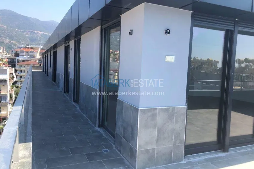 Приобрести Пентхаус в центре Алании с открытым видом на море в молодой резиденции 21 