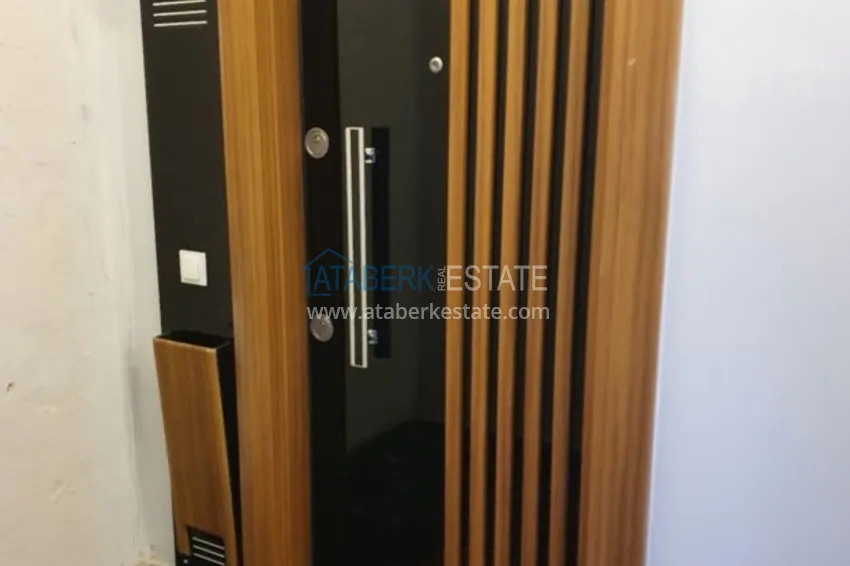 Приобрести Квартира в Махмутларе с новой мебелью в комплексе с бассейном  1 