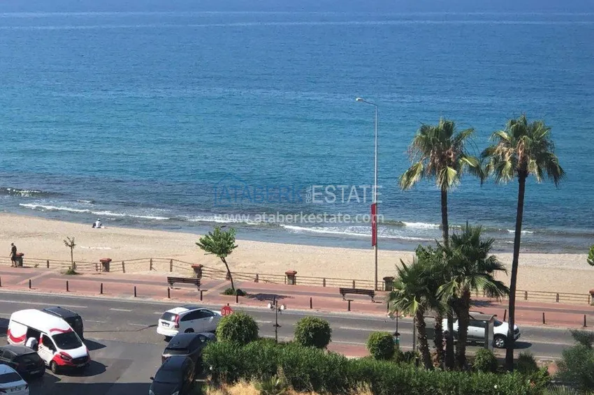 Приобрести Пентхаус в центре Алании с открытым видом на море в молодой резиденции 23 