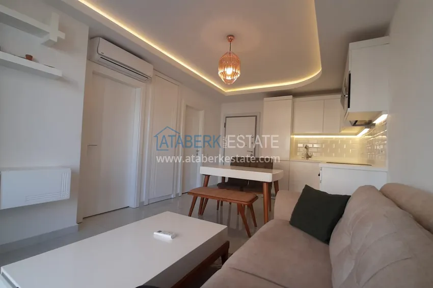 Приобрести Квартира в центре Алании, с мебелью в комплексе с собственным пляжем 2 